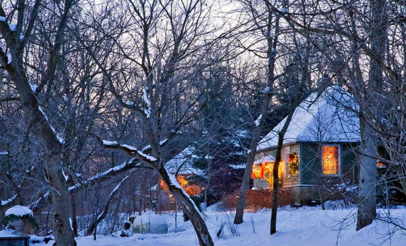 Cottages Dressed for the Holidays